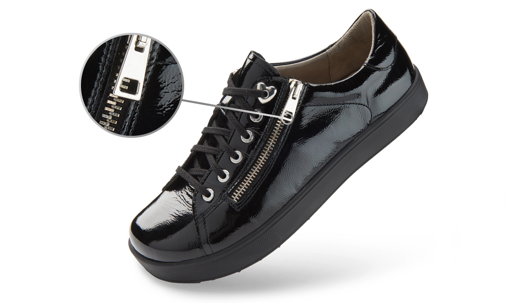 KOMFORTABLER EINSTIEG: